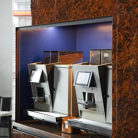 Hotel Corner 3*