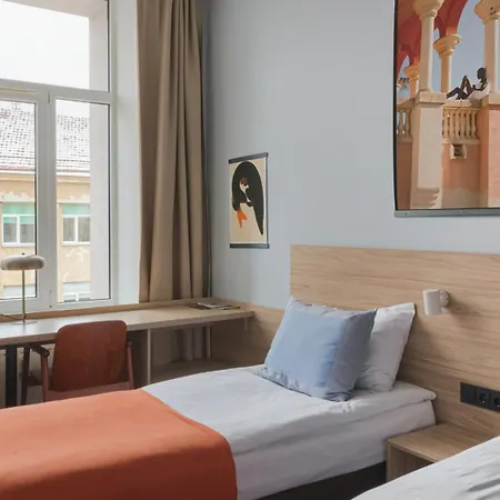 Hotel Corner 3*